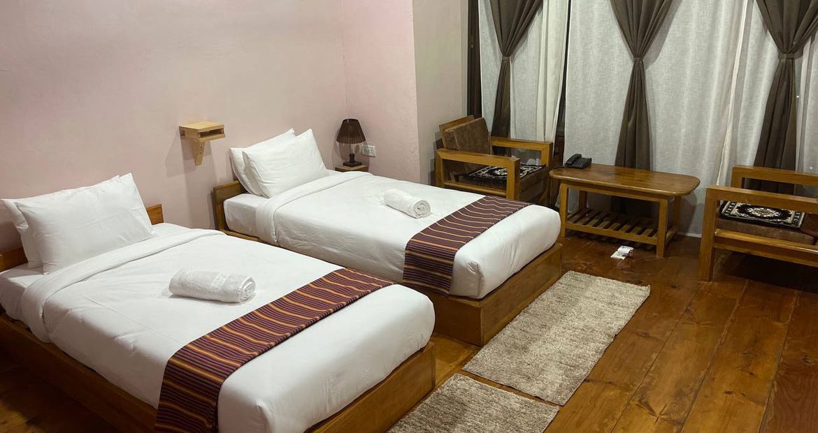 hotel-roja-standard-bed